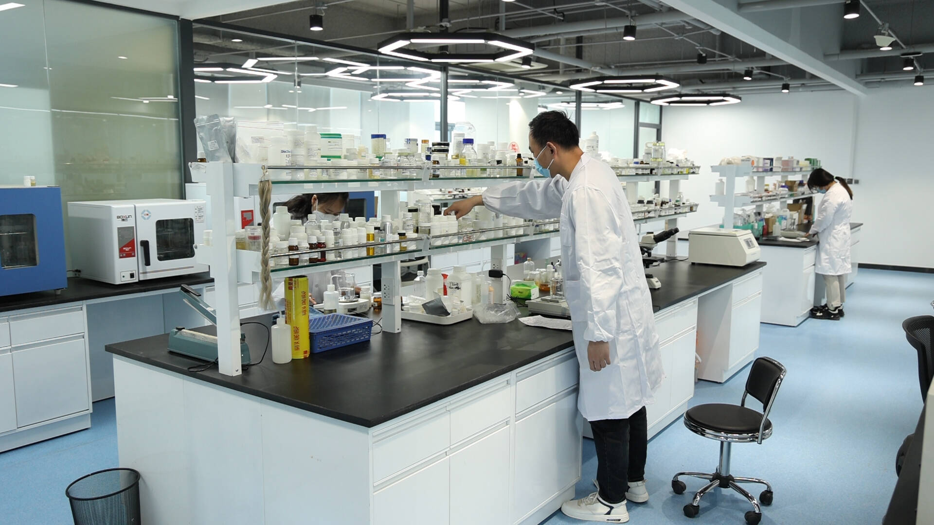 三八節美妝銷售再創新高，濟南高新區產業引領新潮流